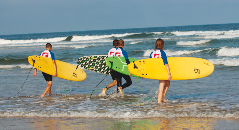 colonie de vacances stage de surf sables d'olonne