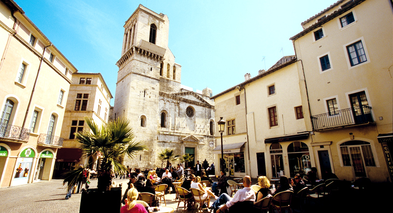 sorties scolaires France Nîmes cathédrale