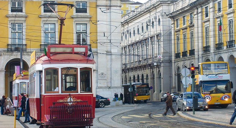 voyage scolaire portugal lisbonne tram